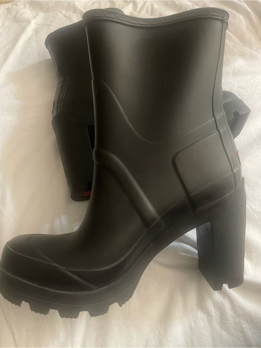 Hunter Black Chunky-Heel Waterproof Ankle Boot - Picture 5 of 8